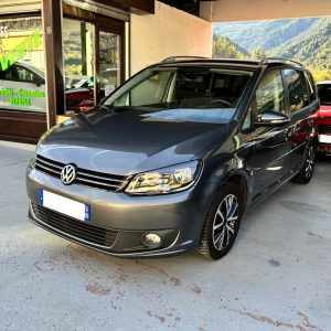 VOLKSWAGEN TOURAN 1.6 TDI 105Ch CONFORTLINE 7 PLACES